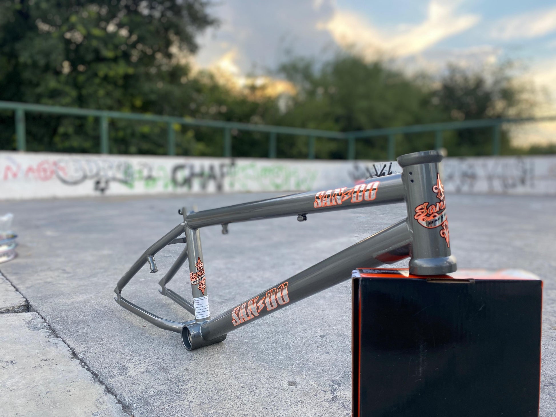 CUADRO 20 BMX SAN DO FULL CROMLY 4130 MID TYPE Gris