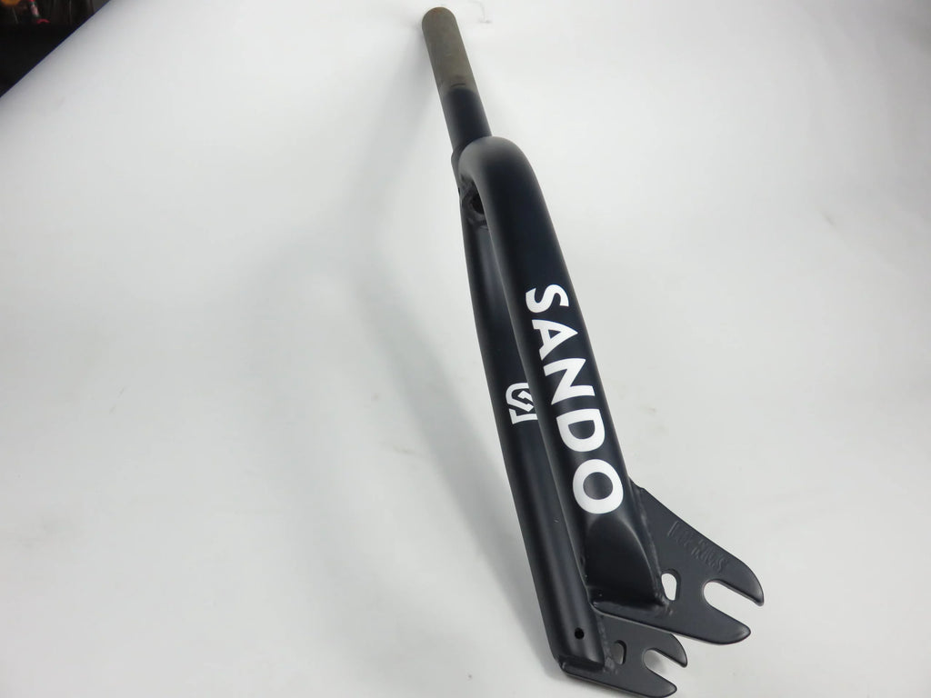 TIJERA R20 11/8 SANDO CROMOLY NEGRO