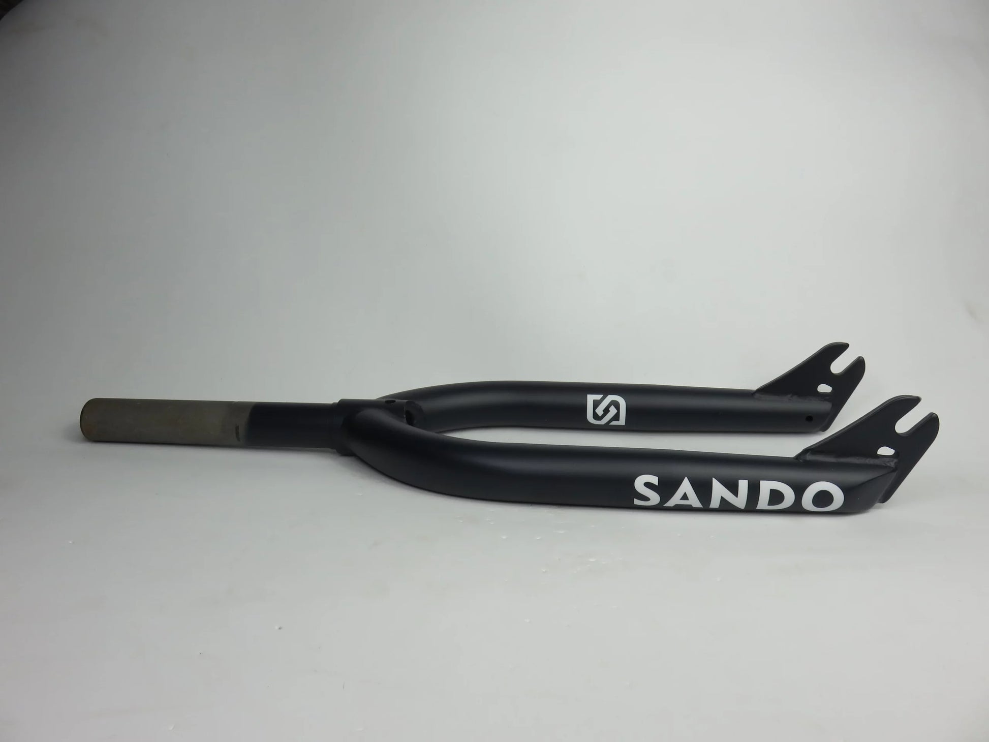 TIJERA R20 11/8 SANDO CROMOLY NEGRO